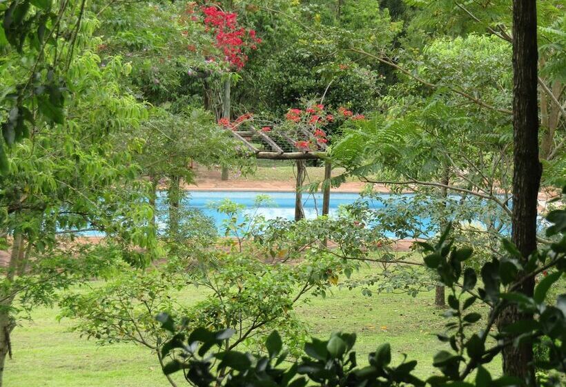 호텔 Ytororo Lodge