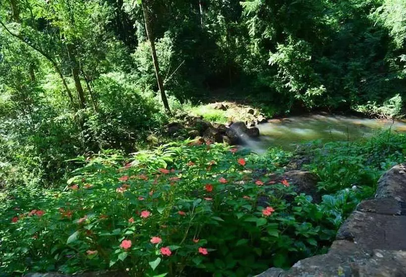 호텔 Ytororo Lodge