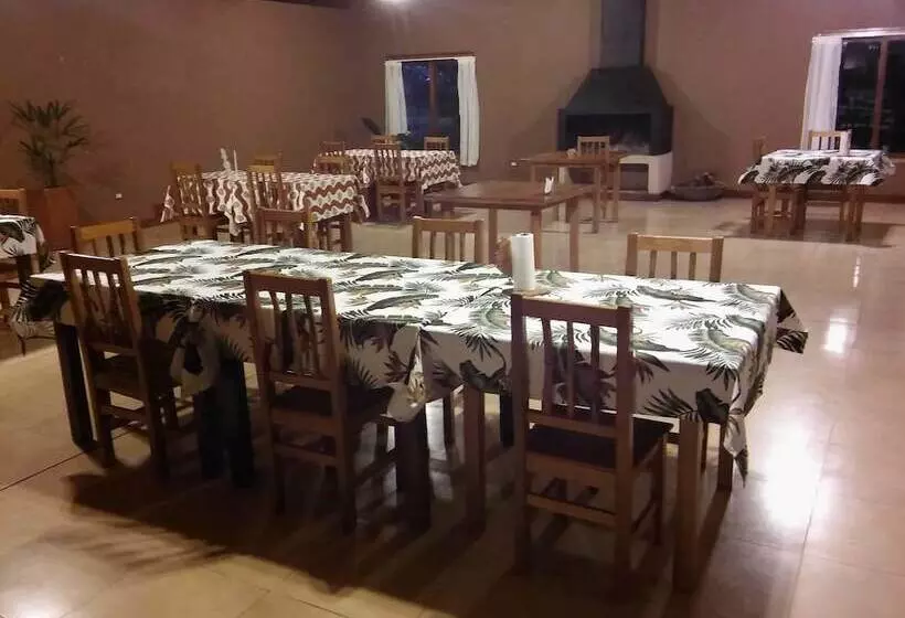 호텔 Ytororo Lodge