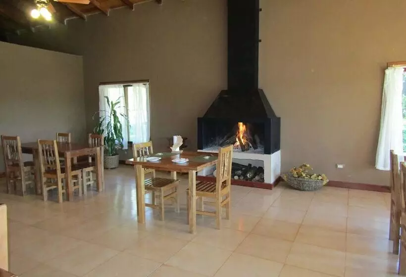 호텔 Ytororo Lodge