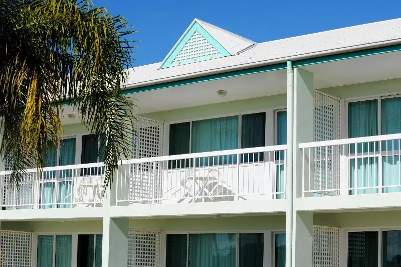 Мотель Reef Adventureland Motor Inn