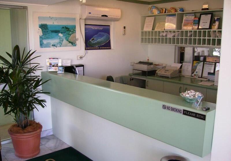 汽车旅馆  Reef Adventureland Motor Inn