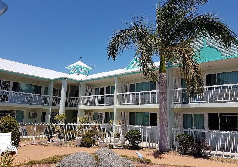 汽车旅馆  Reef Adventureland Motor Inn