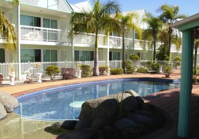 汽车旅馆  Reef Adventureland Motor Inn