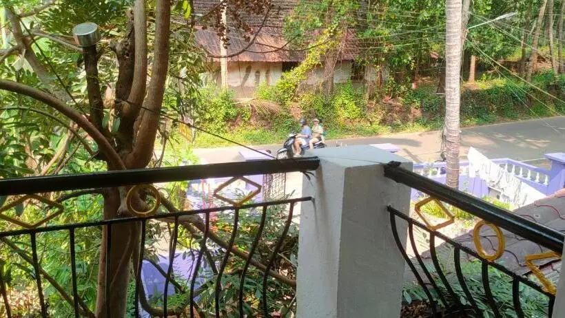 Пансион Jes Guest House