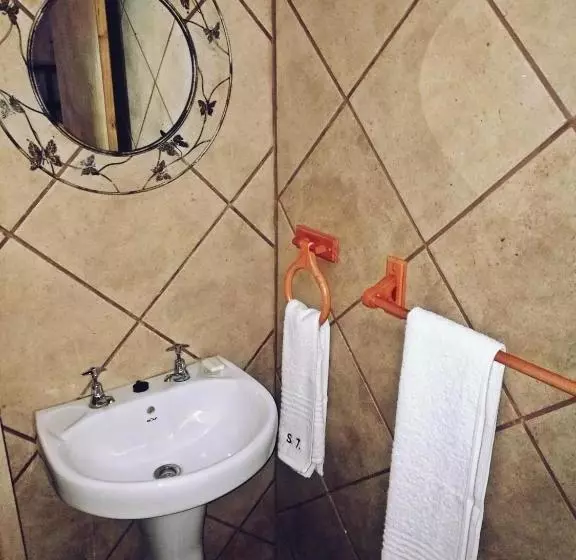 Pension Safari Travelodge