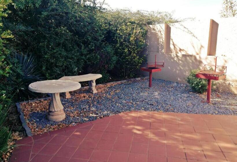 膳宿费 Safari Travelodge