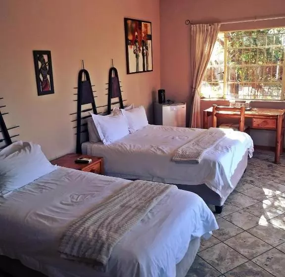 Pension Safari Travelodge