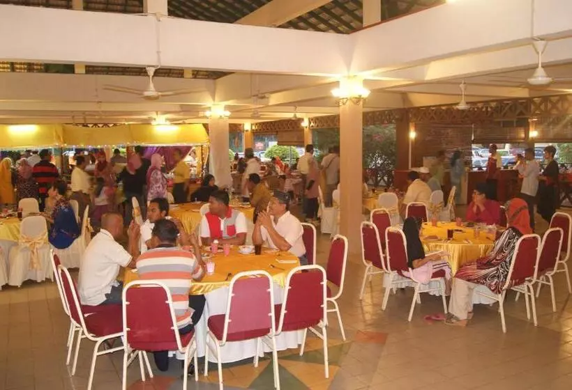 Rompin Beach Resorts