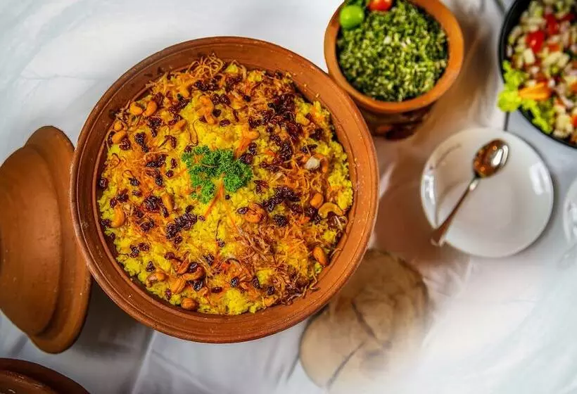 Thotupola Lakeside Resort