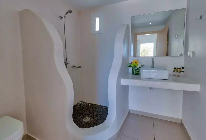 Withinn Mykonos Suites