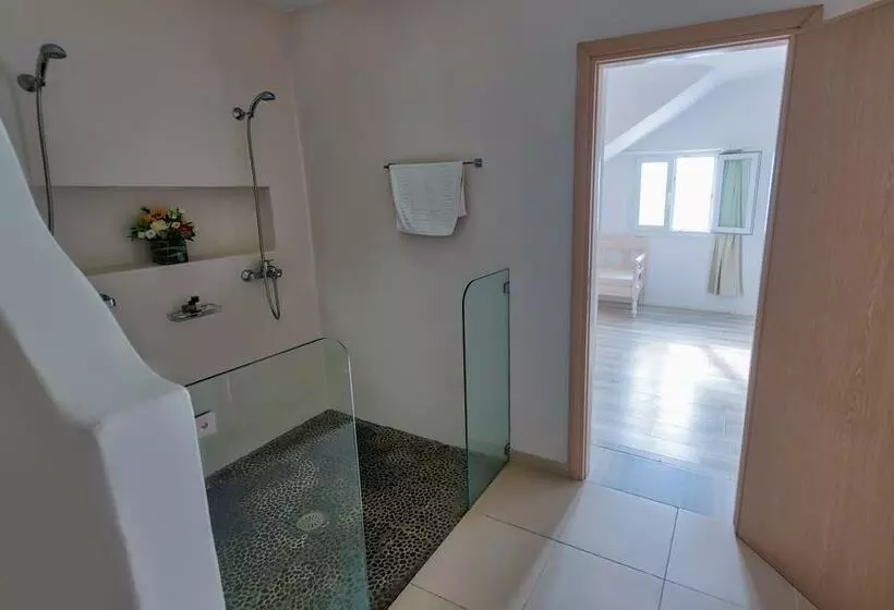 Withinn Mykonos Suites