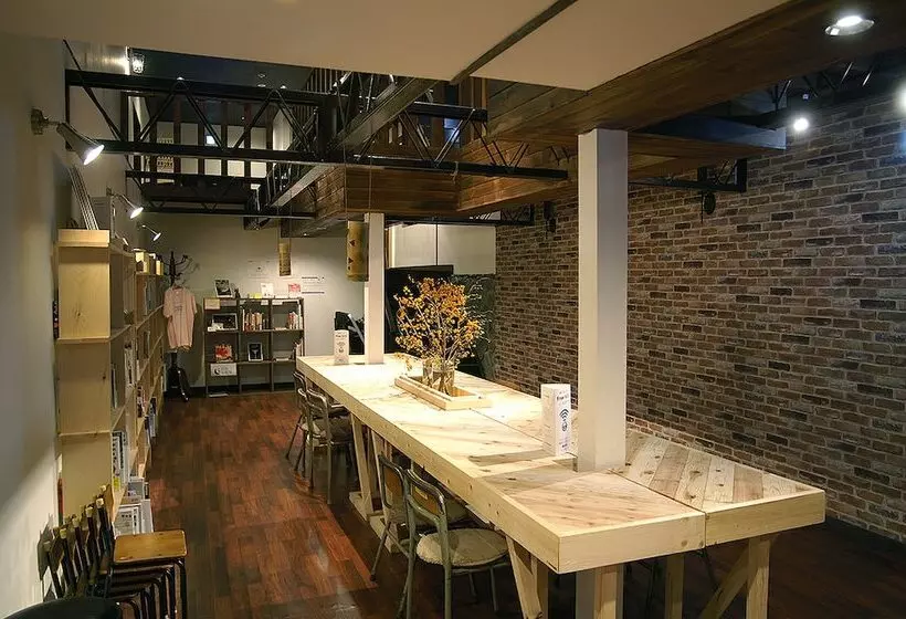 Omotenashi Lab Hostel