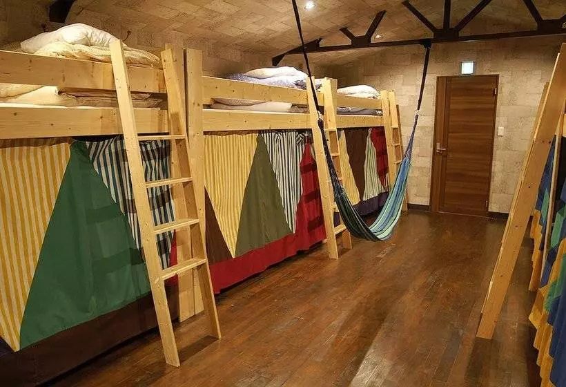 Omotenashi Lab Hostel