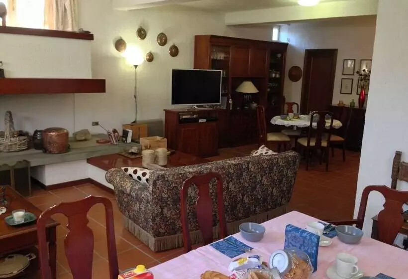 تختخواب و صبحانه La Dimora Di Assisi