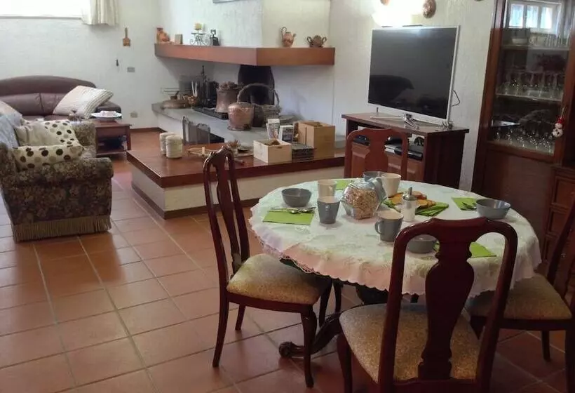 تختخواب و صبحانه La Dimora Di Assisi