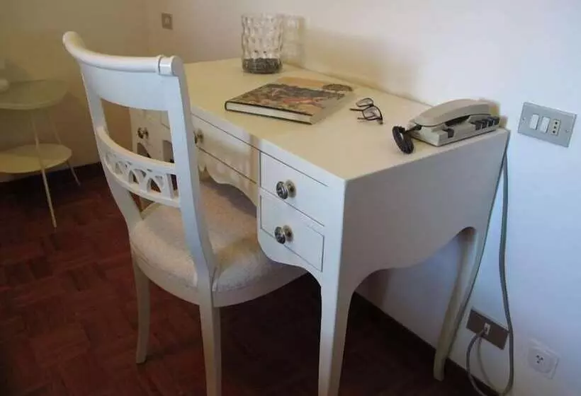 تختخواب و صبحانه La Dimora Di Assisi