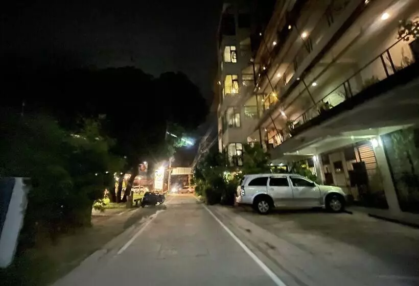 Отель 26 Bed And Coffee