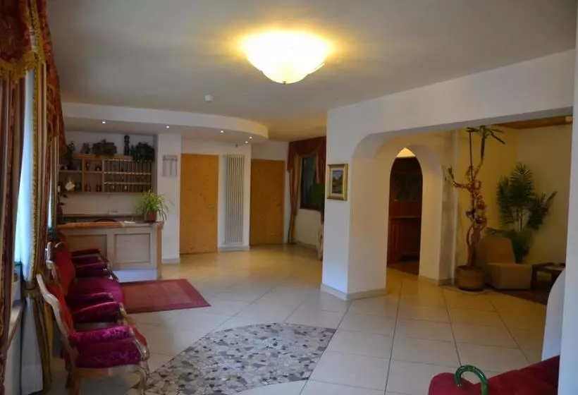 Отель Alpenrose