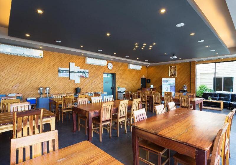 בית מלון כפרי Baan Tah On The Sea