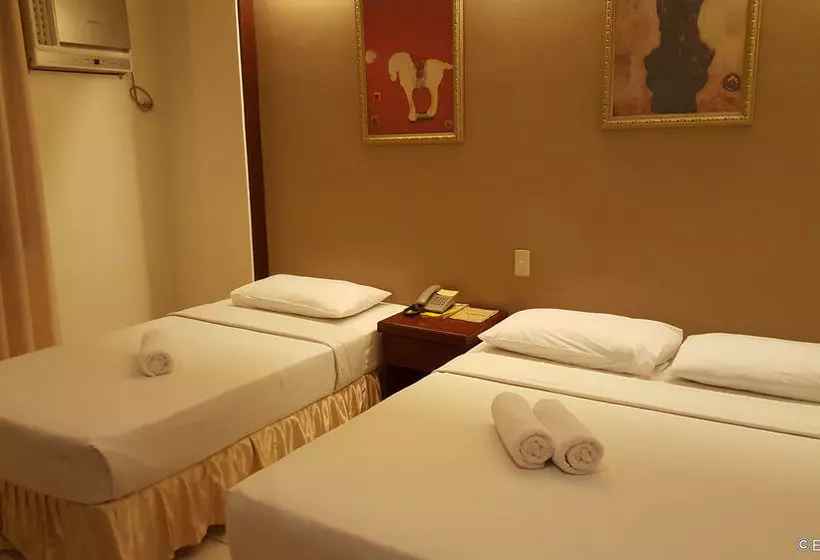 호텔 Dumaguete Royal Suite Inn