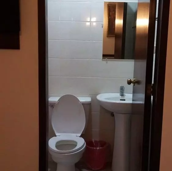 호텔 Dumaguete Royal Suite Inn