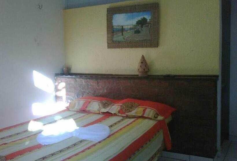 ホテル Pousada Vitória Do Lopes