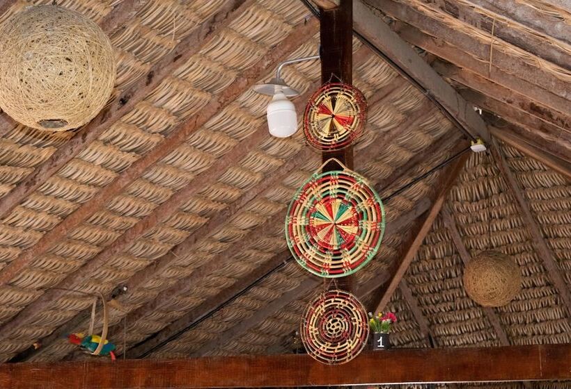 ホテル Pousada Vitória Do Lopes