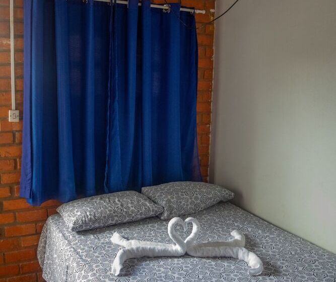 ホテル Pousada Vitória Do Lopes