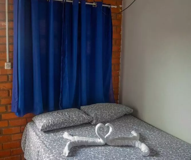 Hotel Pousada Vitória Do Lopes