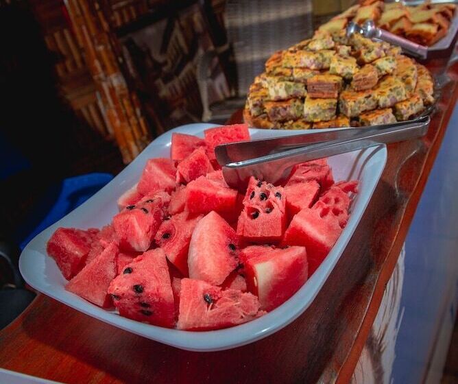 ホテル Pousada Vitória Do Lopes