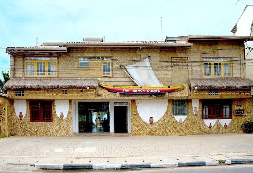 Hotel Reggie S Guesthouse