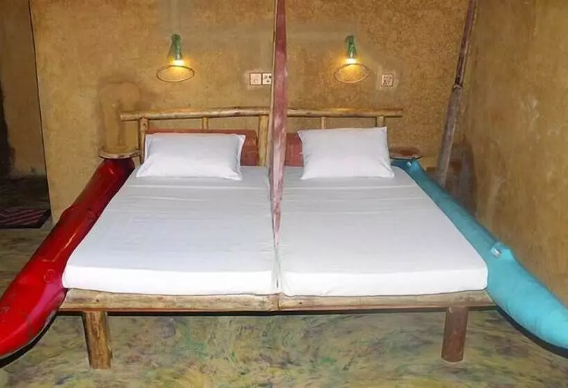 Hotel Reggie S Guesthouse