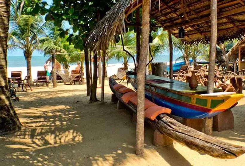 Hotel Reggie S Guesthouse