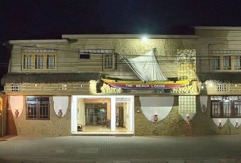 Hotel Reggie S Guesthouse