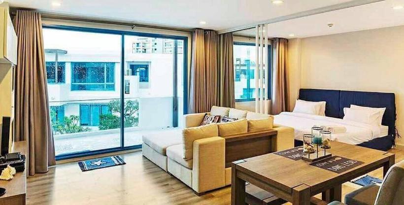 هتل The Crest Santora Hua Hin