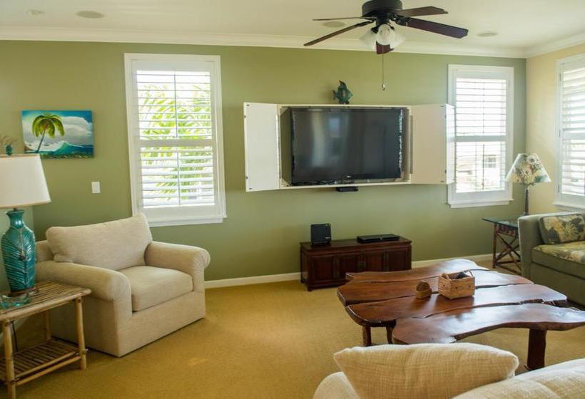 Nihilani 28c  2 Br Condo