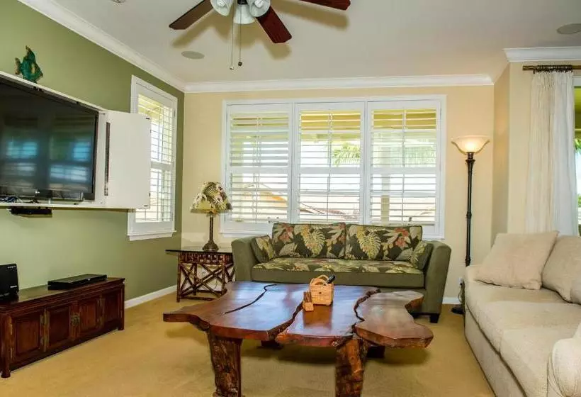 Nihilani 28c 2 Br Condo