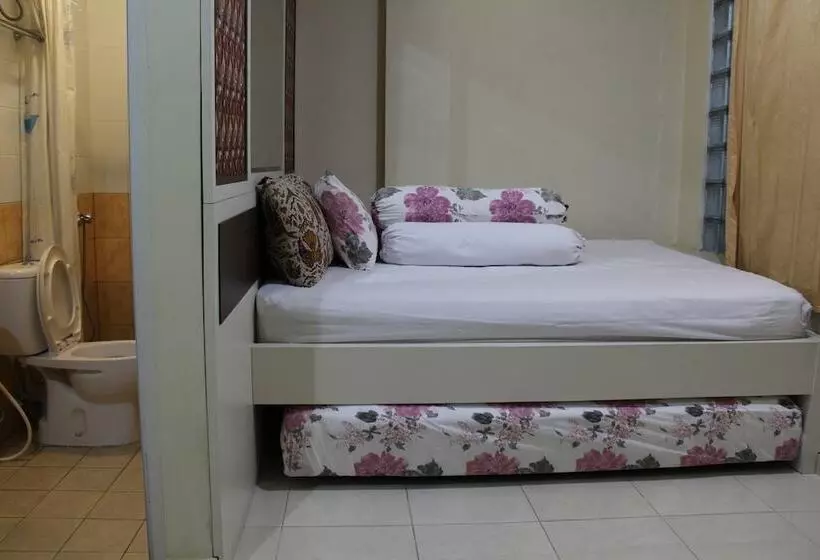 Pensió Kantos Guest House