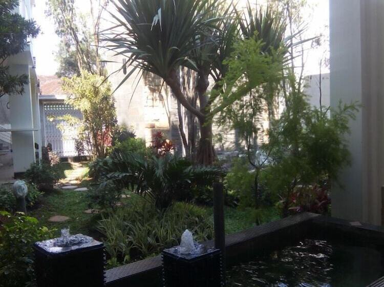 Pansiyon Tlogomas Guest House