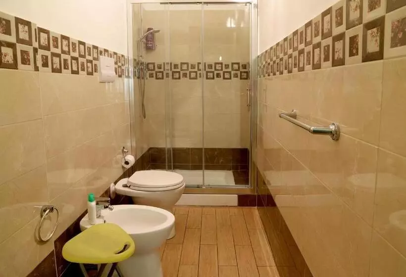 تختخواب و صبحانه Night & Day