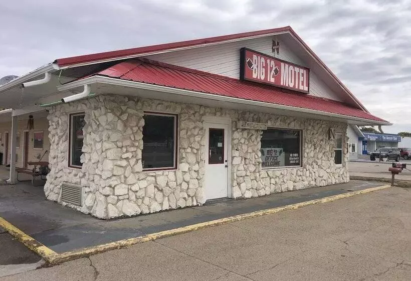 Big 12 Motel