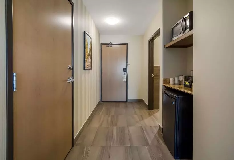 בית מלון כפרי 11, Mod A Sonesta Collection