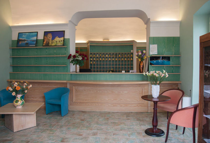 ホテル Antica Masseria Li Sauli