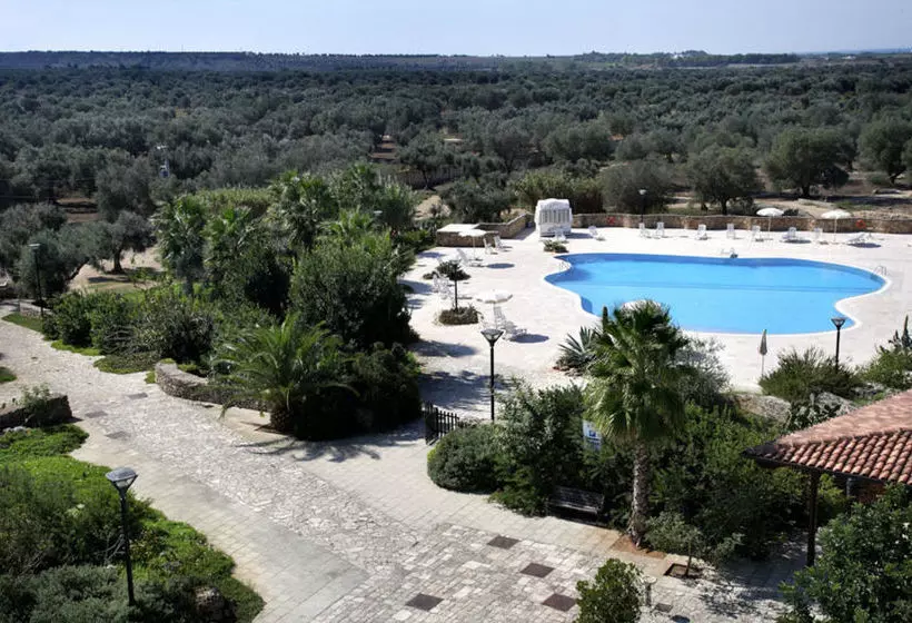 هتل Antica Masseria Li Sauli