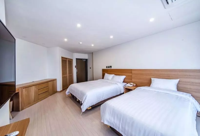 Bk Hotel Jeju