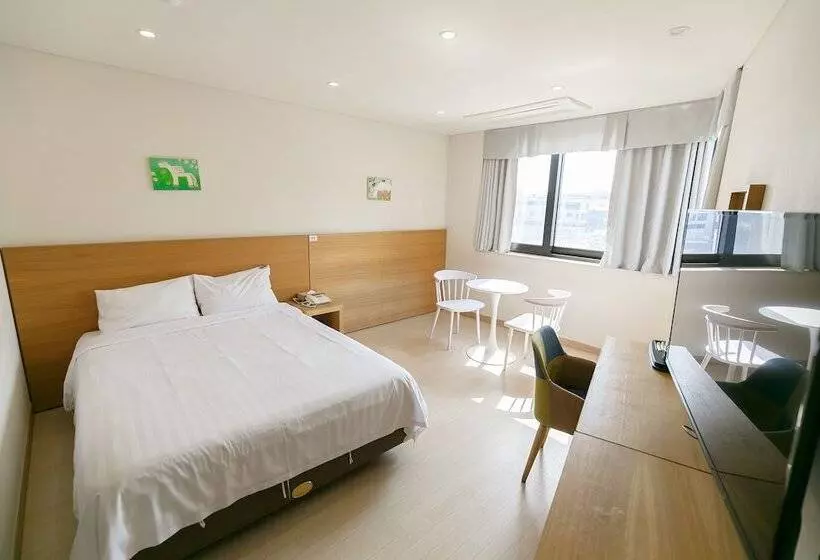 Bk Hotel Jeju