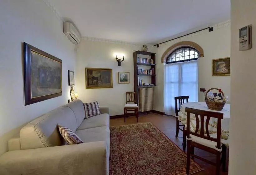 Отель Castelletto Di Montebenichi