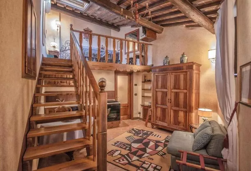 Отель Castelletto Di Montebenichi