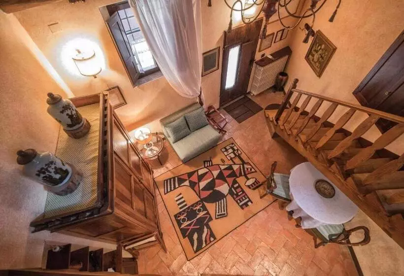 Отель Castelletto Di Montebenichi